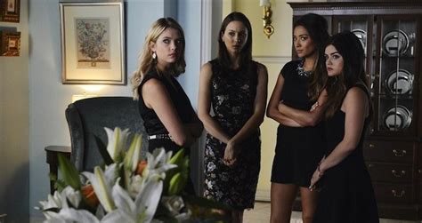 7 Unanswered Questions From ‘Pretty Little Liars’ Season Finale ...