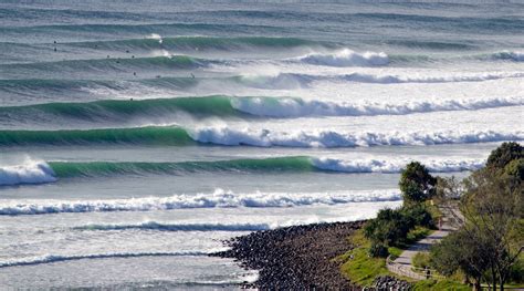 SPOT CHECK: LENNOX HEAD | SURFLINE.COM