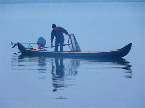 india, fisherman, boat, river, fishing, fish, kerala | Pikist