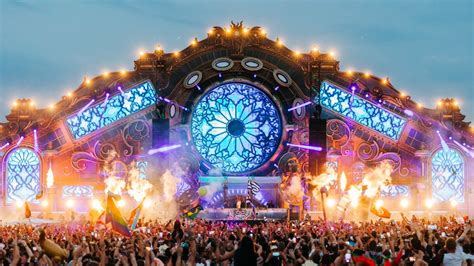 Tomorrowland reveals stage hosts for 2023 festival | DJ Mag