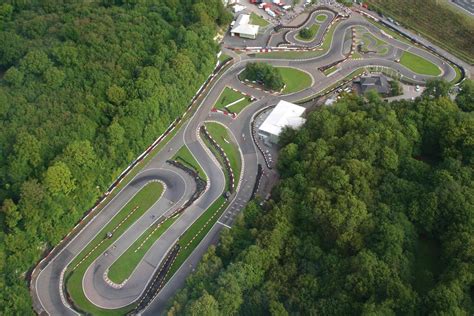 5 best carting circuits London Go Kart Racing, Slot Racing, Outdoor Go ...