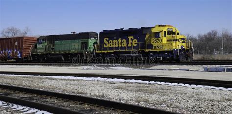 BNSF 2620 Diesel in Sante Fe Colors Followed by a Diesel in Burlington ...