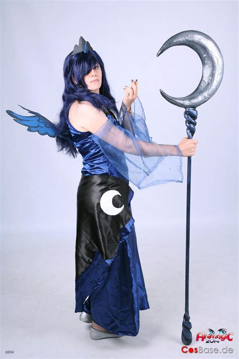 Princess Luna Cosplay by Nightrosi on DeviantArt