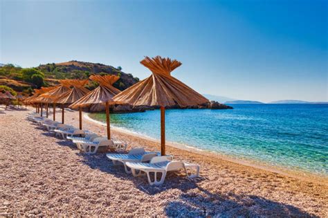 5 najljepših plaža na otoku Krku - savršena mjesta za ljetne užitke - CROdestinations