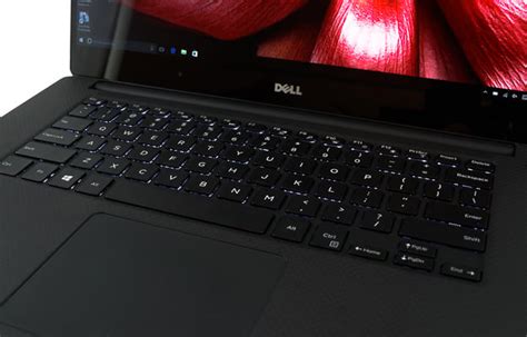 Dell XPS 15 (9560) Review: More Performance, Same Killer Good Looks | HotHardware