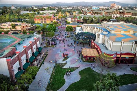 Downtown Disney | Shopping in Anaheim, Los Angeles