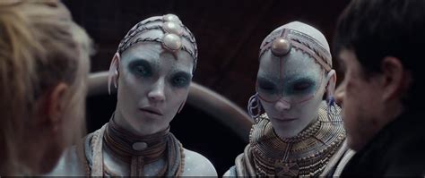 Valerian and the City of a Thousand Planets Review