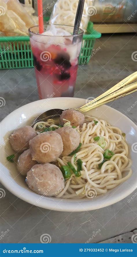 Mie Kocok from Bandung, Indonesia Stock Photo - Image of cuisine, coconut: 279332452