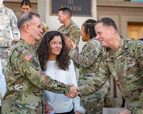 DVIDS - Images - Lt. Gen. Walter Piatt departs Pentagon for the last time as Director of the ...