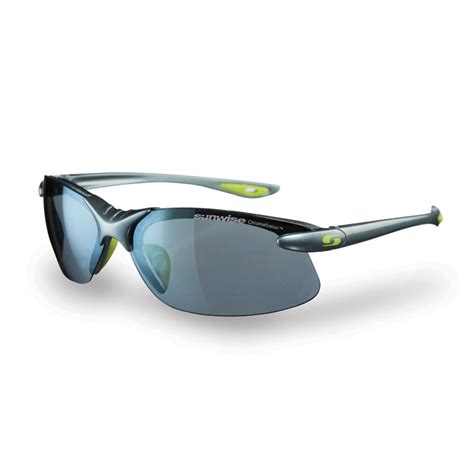 New golf sunglasses collection in focus