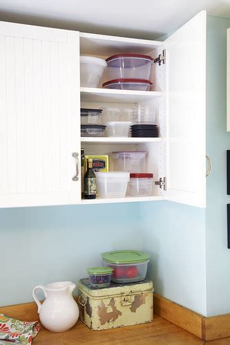 Kitchen Cabinets | Rubbermaid Easy Find Lids food storage sy… | Flickr