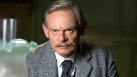 First look at Martin Clunes as Sir Arthur Conan Doyle in ‘Arthur and ...