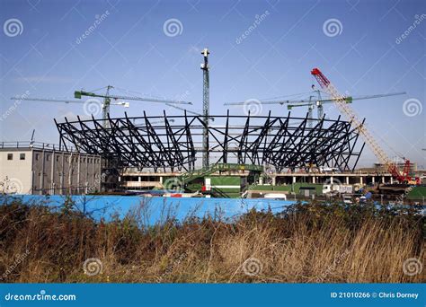 London Olympic Stadium Under Construction Editorial Photo - Image of stadium, construction: 21010266