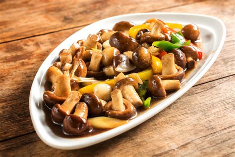 Easy Chinese Mushroom Stirfry – 12 Tomatoes