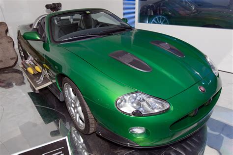 File:Jaguar XKR (Die Another Day) front-right National Motor Museum ...