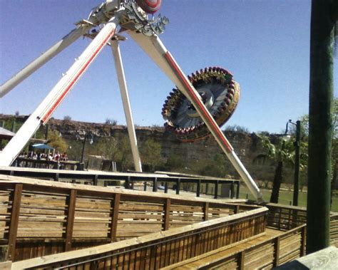 Frisbee (Six Flags Fiesta Texas) - Coasterpedia - The Roller Coaster ...