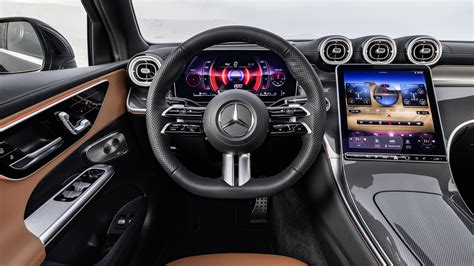 Mercedes-Benz GLC Coupé 2024 : la version plus affûtée fait son entrée ...