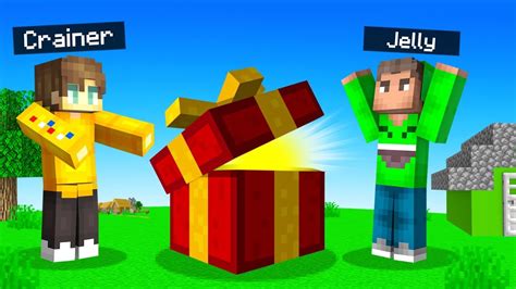 Giving JELLY The Biggest PRESENT EVER! (Minecraft Squid Island) - YouTube