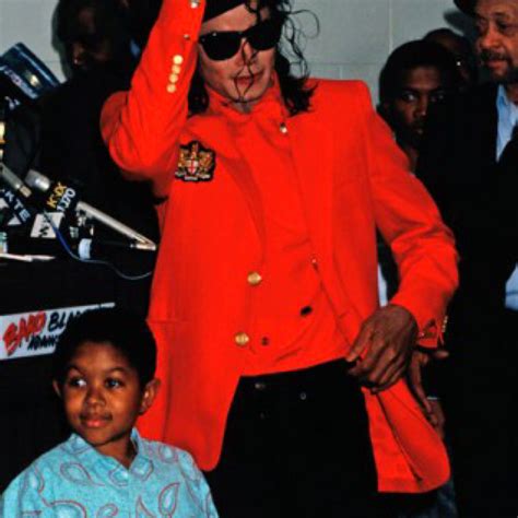 Michael Jackson and Emmanuel Lewis | Michael jackson 1988, Michael ...