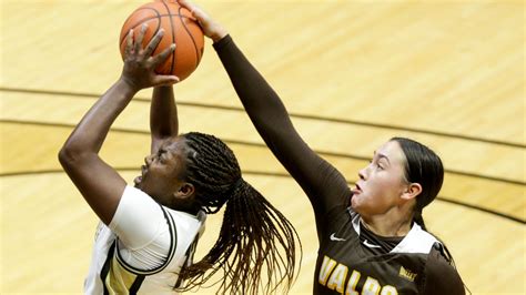 Purdue women's basketball falls to Valparaiso, 52-47