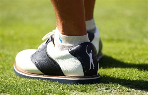 What golf shoes does Phil Mickelson wear? - GolfGETUP