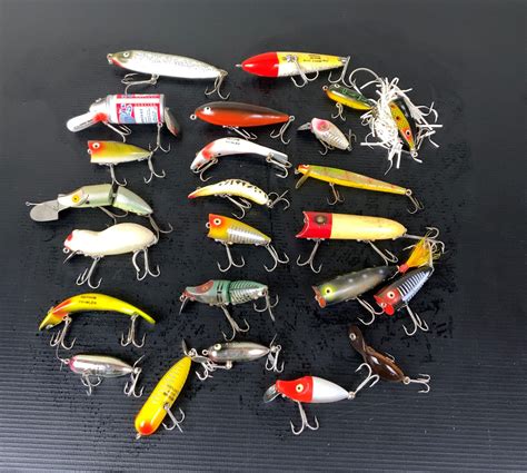 Lot - Vintage Heddon Lures