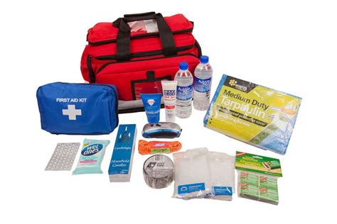 Emergency Cyclone Kit. http://australiansafetyproducts.com.au/emergency-kits/emergency-cyclone ...