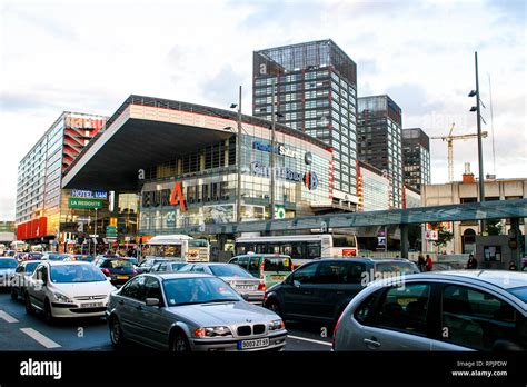 Euralille Shopping Center, Lille, Nord, France Stock Photo - Alamy