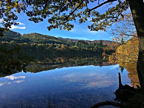 Autumn Colours across Loch Faskally Pitlochry Autumn Colours, Scottish Highlands, Stunning View ...