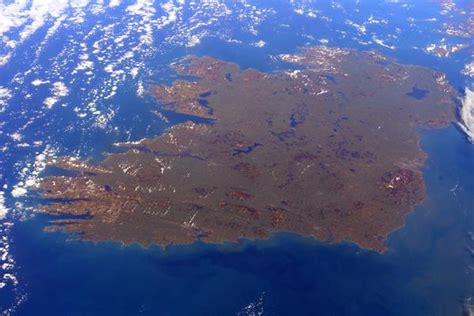 St. Patrick's Day in Space: Astronaut Spies Ireland from Orbit (Photos ...