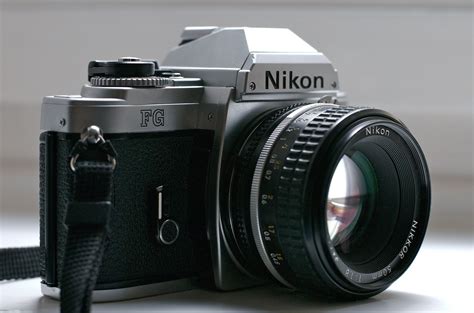 File:Nikon FG 1982 8872836.jpg - Wikimedia Commons