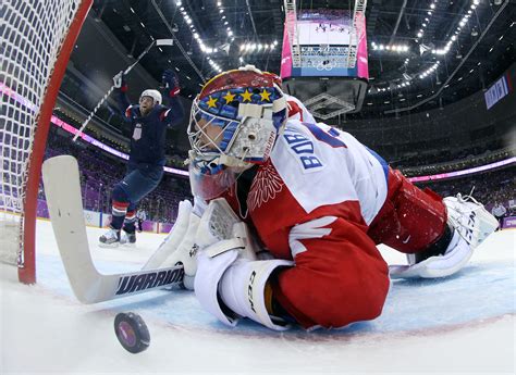 T.J. Oshie's 4 shootout goals lead US past Russia 3-2 in a thriller - The Blade