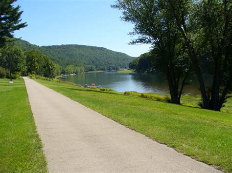 Allegheny River Trail — Emlenton, PA to Kennerdell, PA