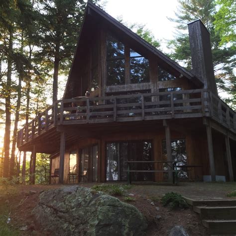 Point Sebago Resort - 15 Photos - Guest Houses - 261 Point Sebago Rd ...