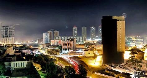 Algeria الجزائر: مدينة وهران في الليل oran city by night