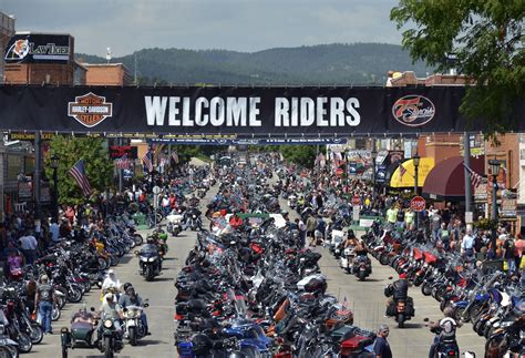 75th Sturgis Motorcycle Rally Main Street - Aug. 8, 2015 | Sturgis motorcycle rally, Motorcycle ...