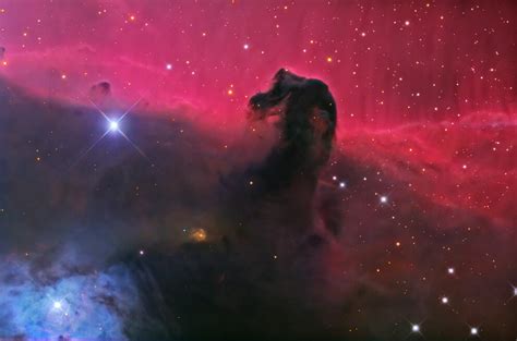 Dark nebula — Astronoo