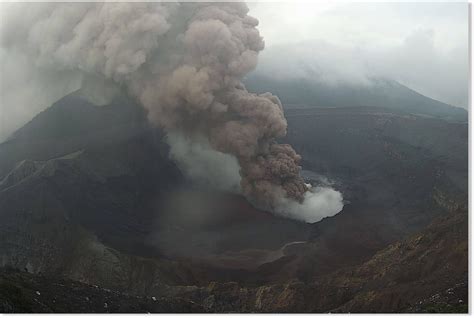 New eruption at Poas Volcano in Costa Rica — Earth Changes — Sott.net