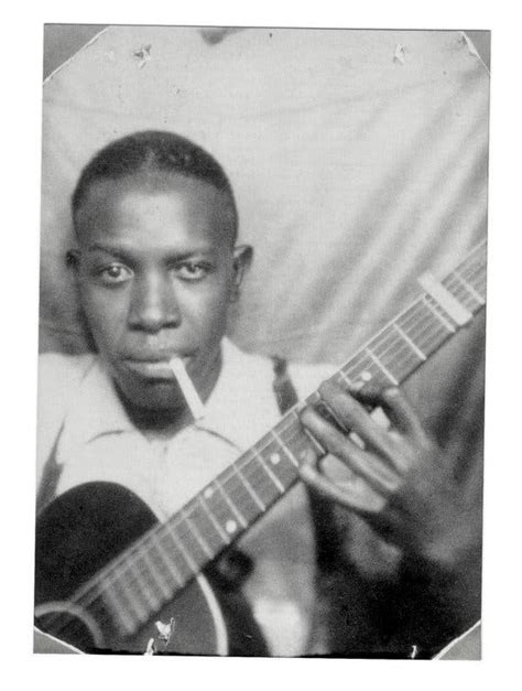 Overlooked No More: Robert Johnson, Bluesman Whose Life Was a Riddle ...