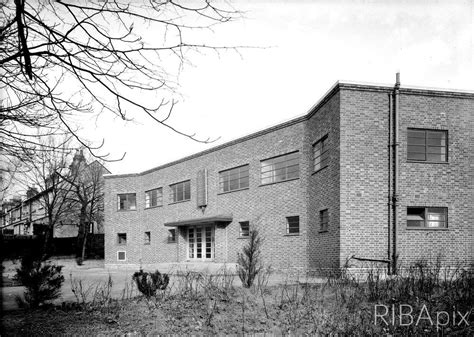 Modernism in Metro-Land (North-Western Reform Synagogue, Golders Green...)