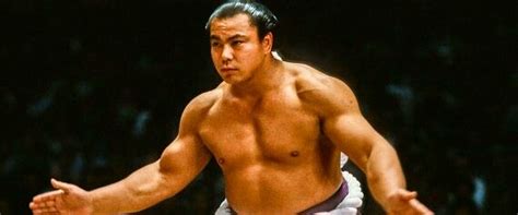 Chiyonofuji was sumo wrestler his stretched strong