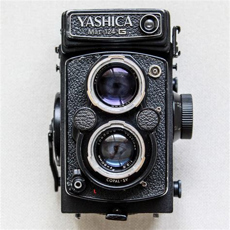 Yashica MAT 124G TLR: Reviewed