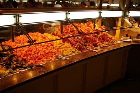 Best Seafood Buffets in Las Vegas | Las vegas buffet, Las vegas restaurants, Best buffets in vegas