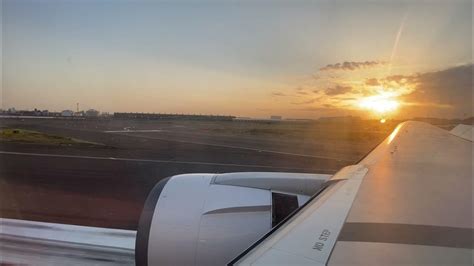 Japan Airlines(JAL) flight 516 Landing at Tokyo (Haneda) International ...