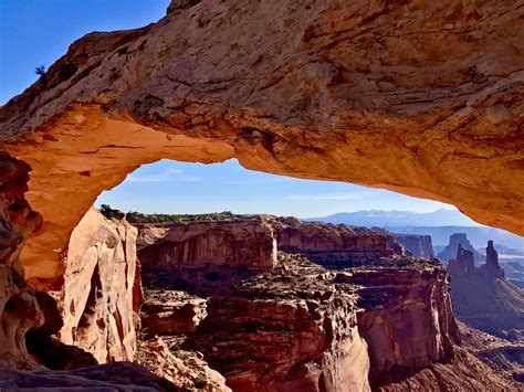 [4032x3024] The Mesa Arch in Canyonlands National Park, UT. /r ...