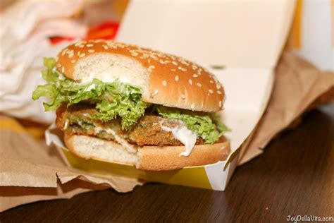 New McVeggie Burger by McDonalds Italy (2017) - Joy Della Vita