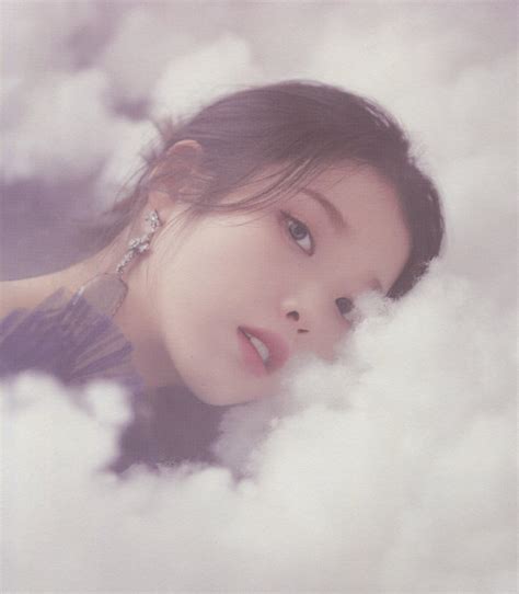 IU 5th Album 'LILAC' HILAC & BYLAC Versions[SCANS] | Kpopping