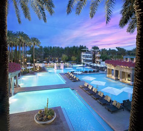 Best Phoenix Resort Pools