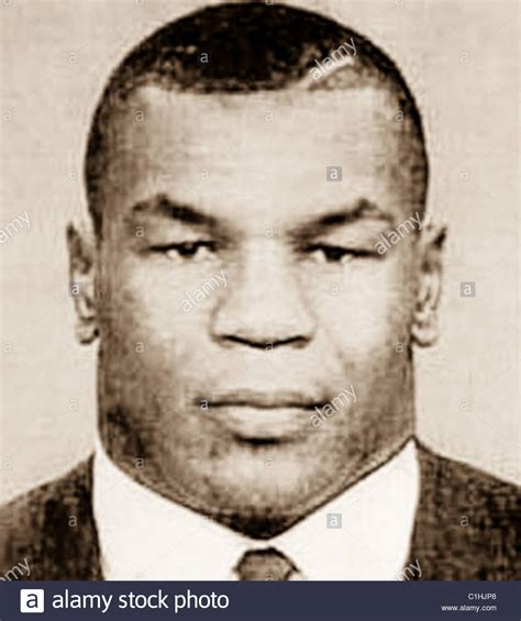 Mike Tyson Mugshot Stock Photo: 35423312 - Alamy