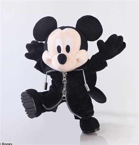 Kingdom Hearts King Mickey Plush Doll is Posable - Siliconera